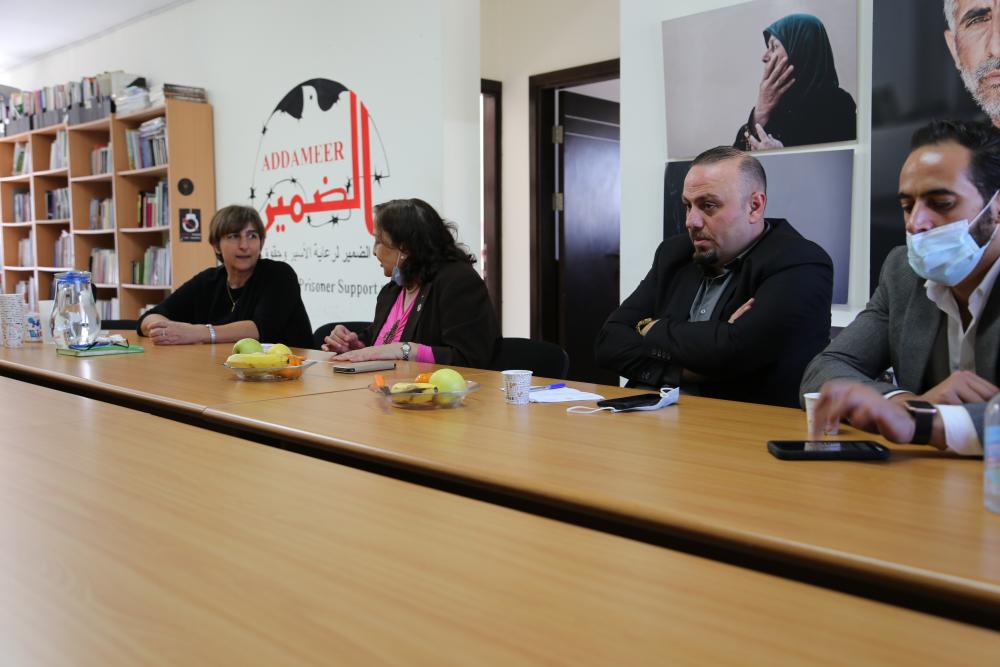 طاقم الضمير بصحبة الوزيرة